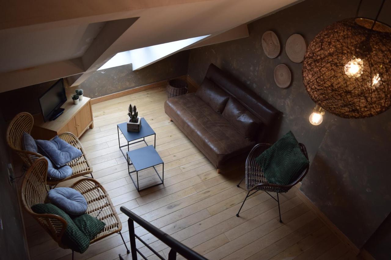 Le Patio Belle Maison En Plein Centre Ville, Avec Grande Terrasse Au Calme Bastogne Eksteriør billede