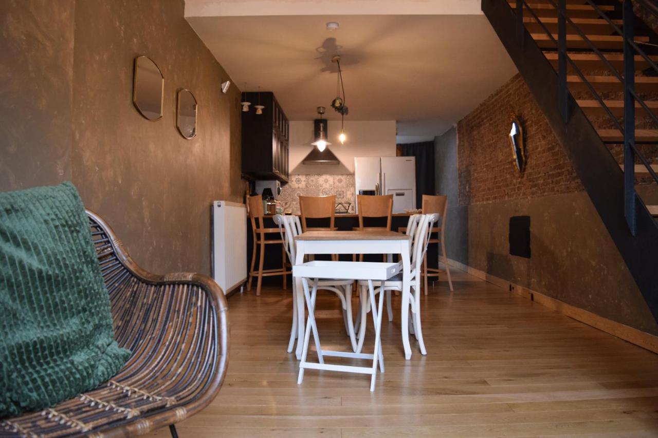 Le Patio Belle Maison En Plein Centre Ville, Avec Grande Terrasse Au Calme Bastogne Eksteriør billede